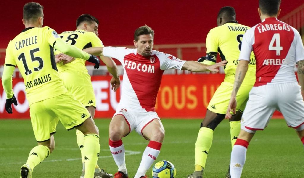 摩纳哥：欧冠赛场上的“青春逆袭进行时”